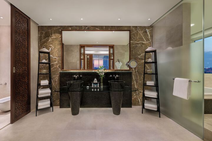 Room 45 of 74