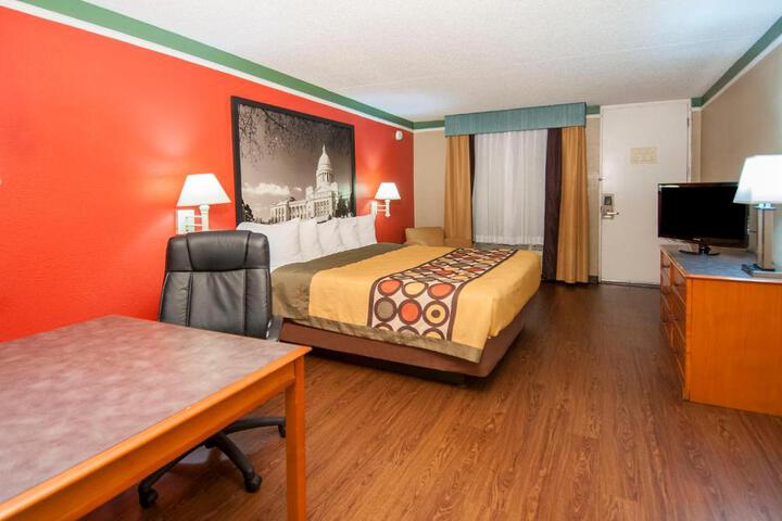 Standard Suite