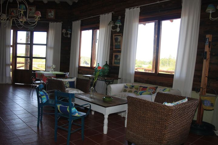 Hotel Interior 4 of 30