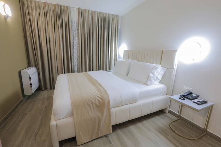 Room 46 of 101