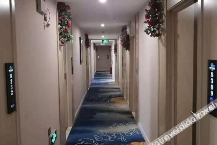 Hotel Interior 14 of 20