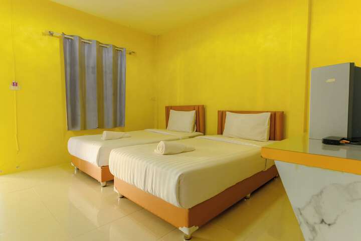 Room 14 of 97