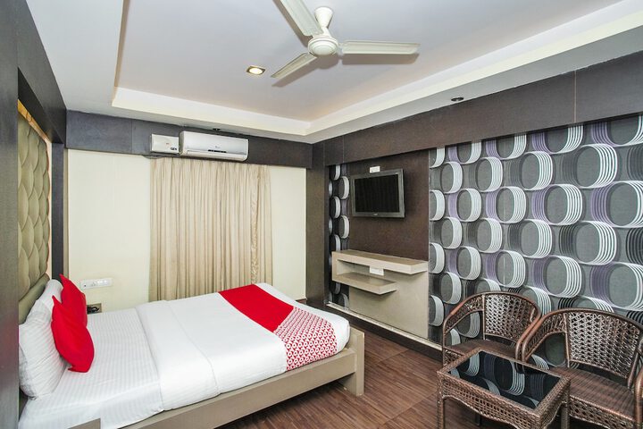 Room 14 of 18