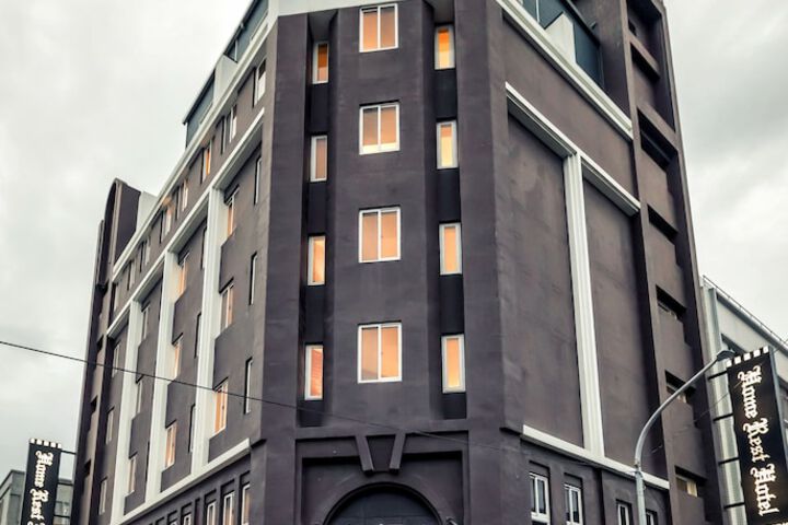 Hotel 60 of 61