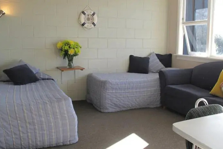 FLAXMILL BAY MOTEL