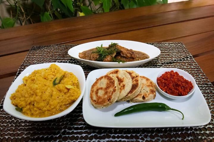 Dining 15 of 19