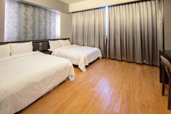 Room 10 of 55