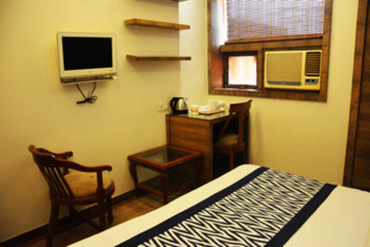 Room 22 of 32