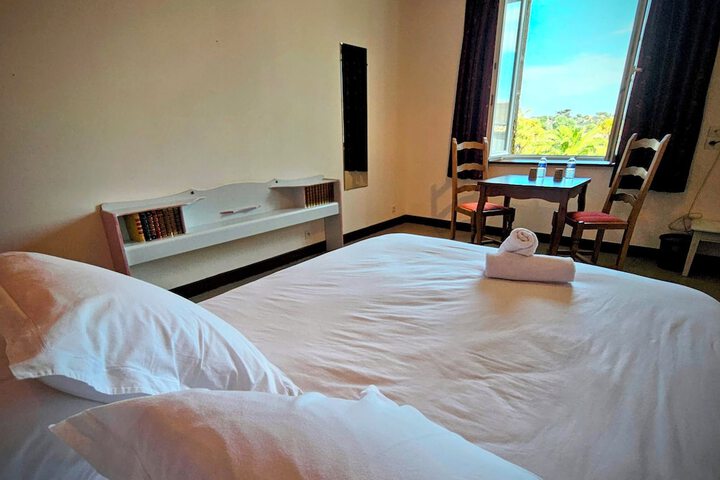 Room 28 of 89