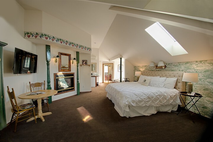 Birchfield Manor Inn and Restaurant