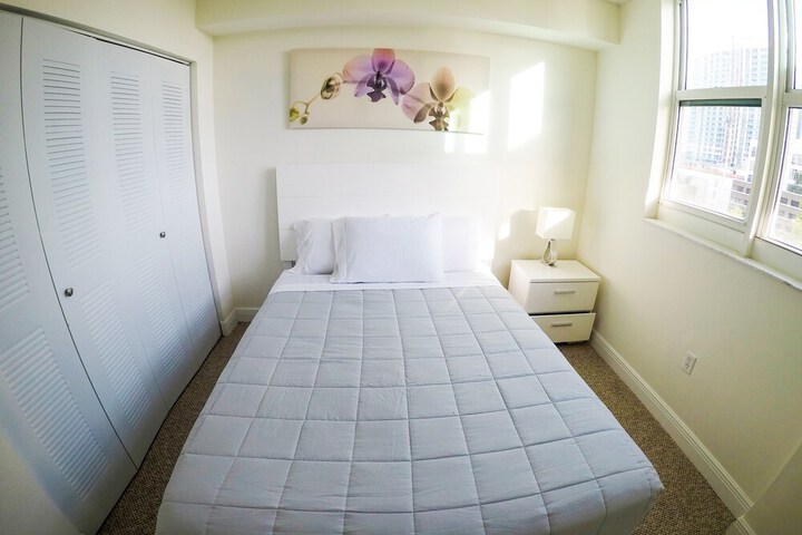 Room 7 of 30