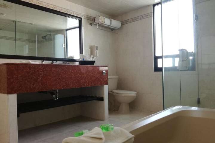 Clean Restrooms