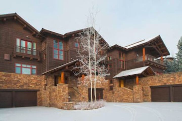 Granite Ridge by JHRL