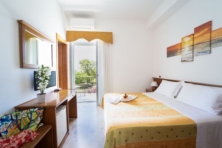 Room 14 of 81