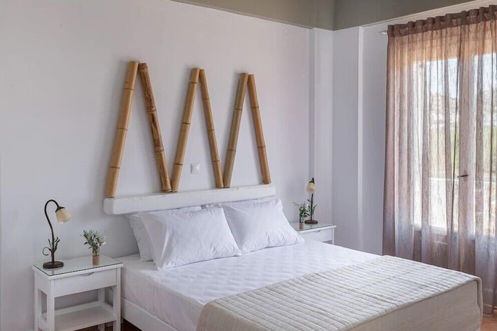 Room 5 of 7