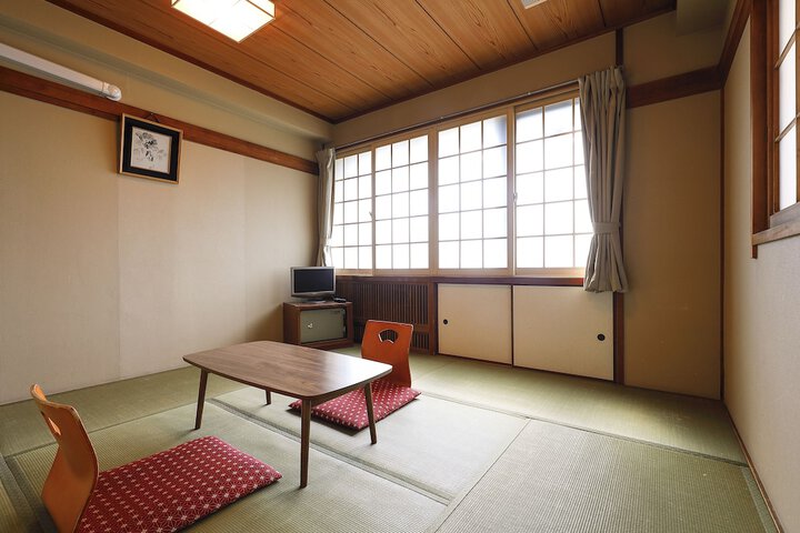 Room 17 of 52
