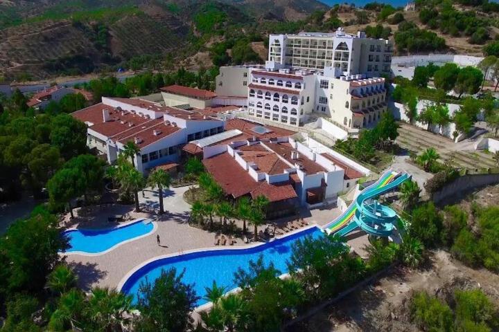 Elitium Thermal & Spa Hotel