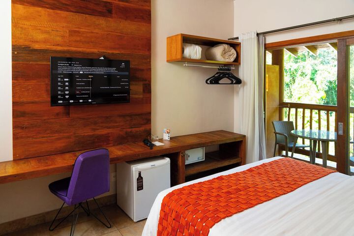Room 34 of 252