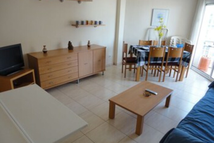 Room 4 of 11