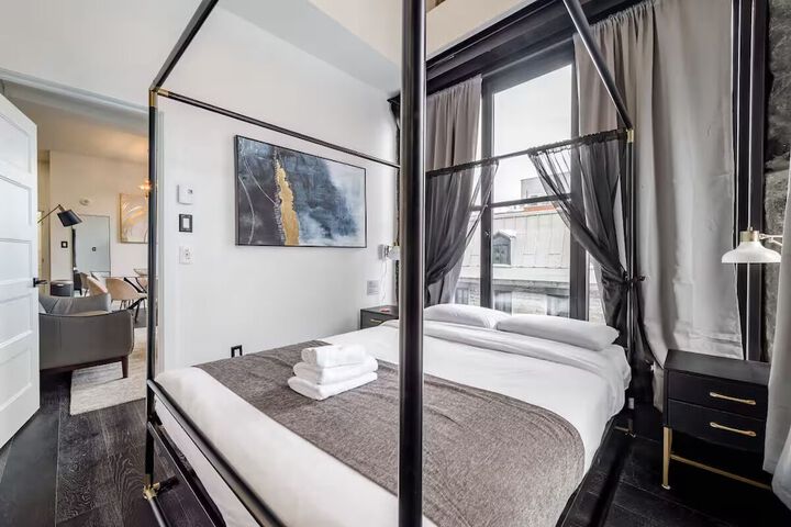 Room 19 of 62