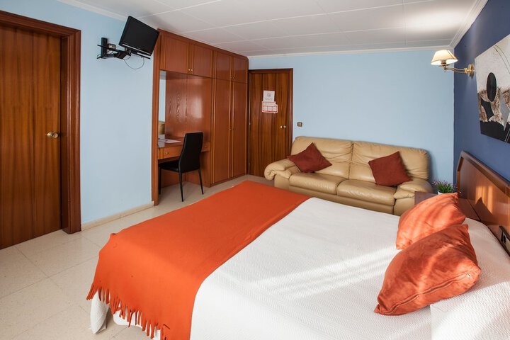 Room 18 of 29