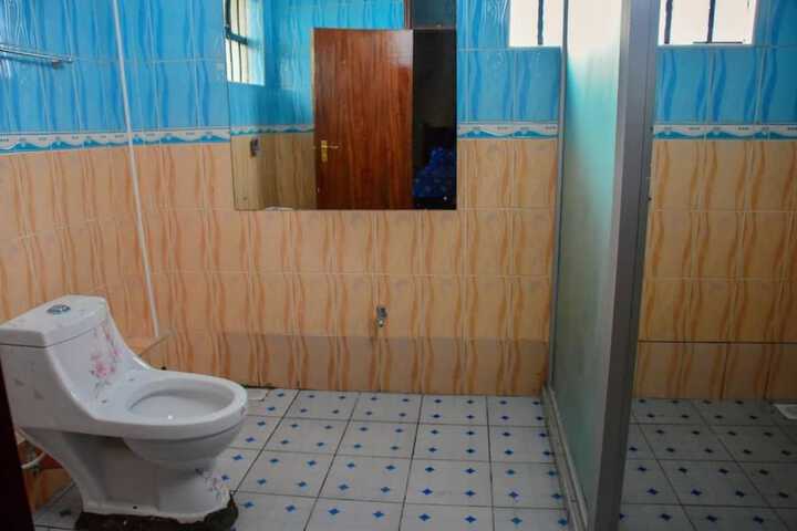 Room 15 of 25