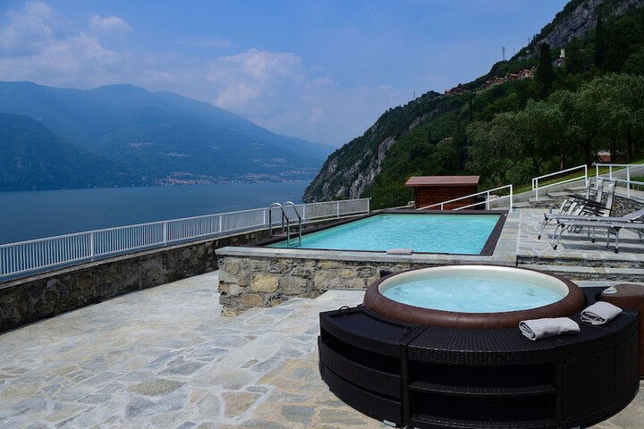 Pool 19 of 37