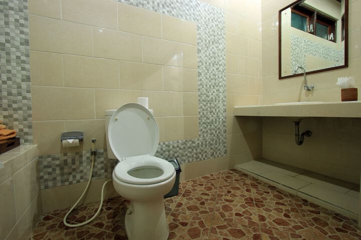 Room 150 of 213