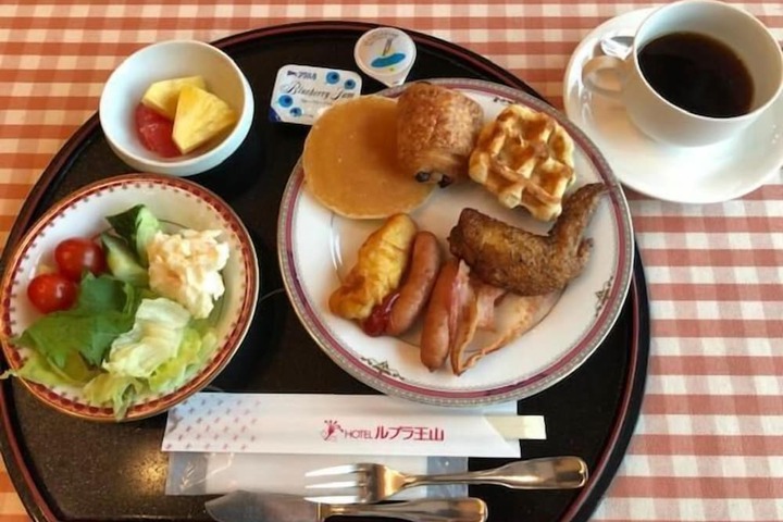 Breakfast/Coffee Service 10 of 11