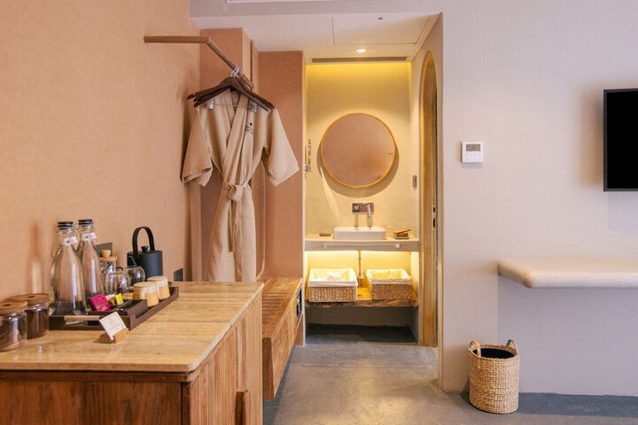 Room 20 of 94