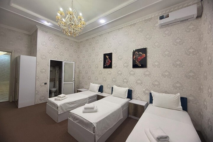Room 46 of 107