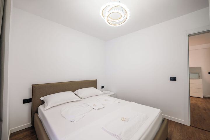 Room 54 of 124
