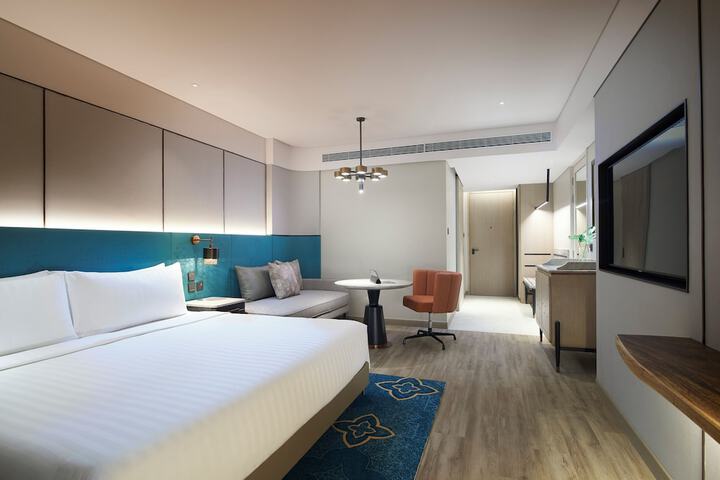 Room 20 of 277