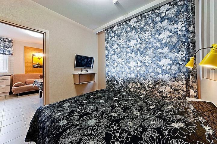 Room 15 of 42