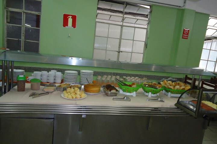 Dining 33 of 43