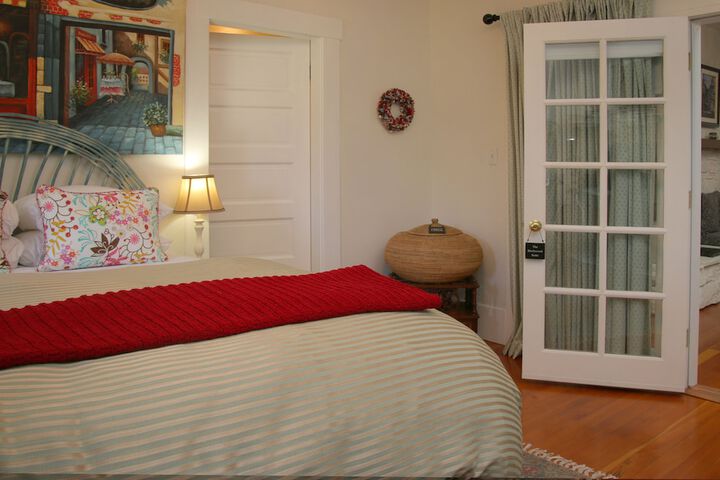 Room 4 of 21