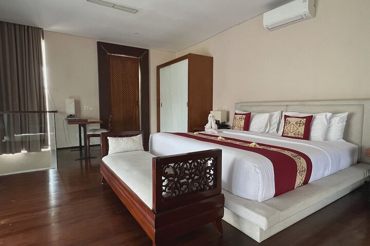 Room 25 of 111
