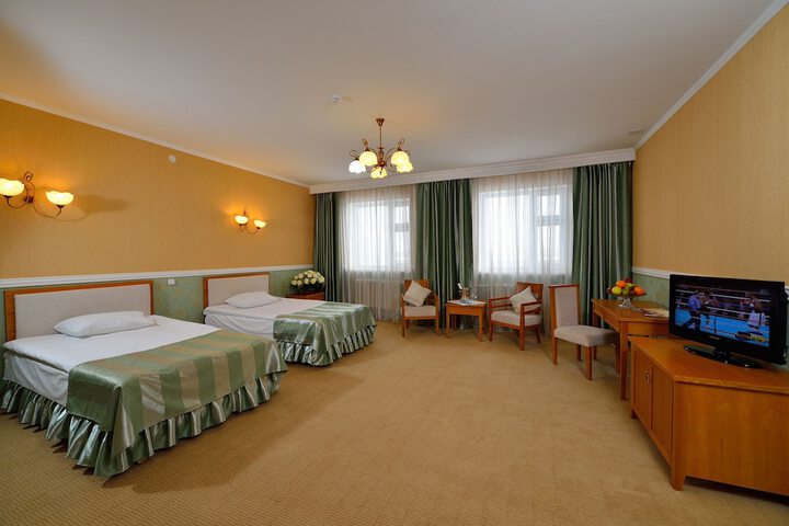 Room 6 of 23