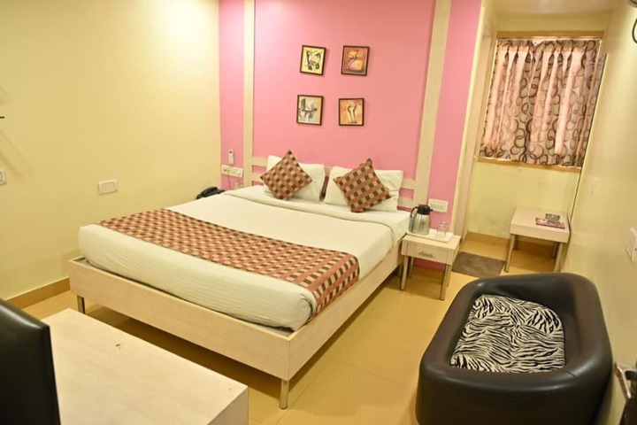 Room 28 of 73