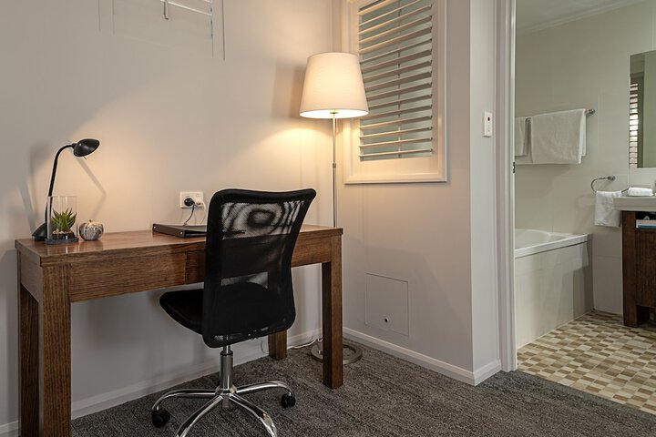 Room 5 of 49