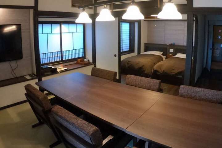 Room 19 of 137
