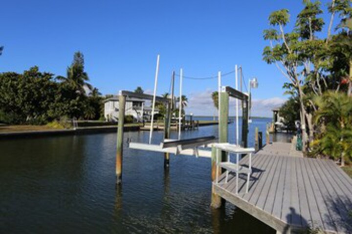 Property Grounds 9 of 25