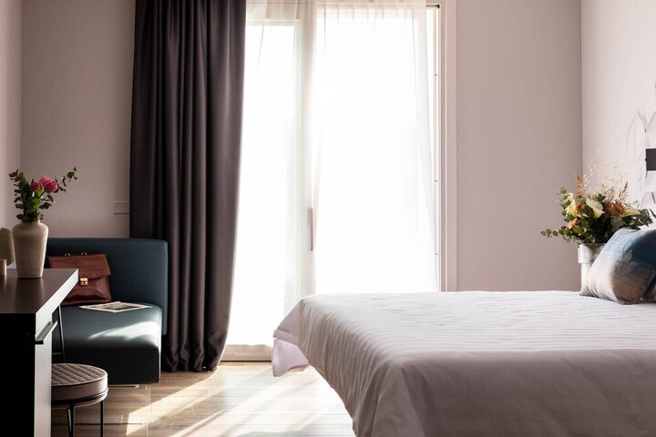 Room 4 of 101
