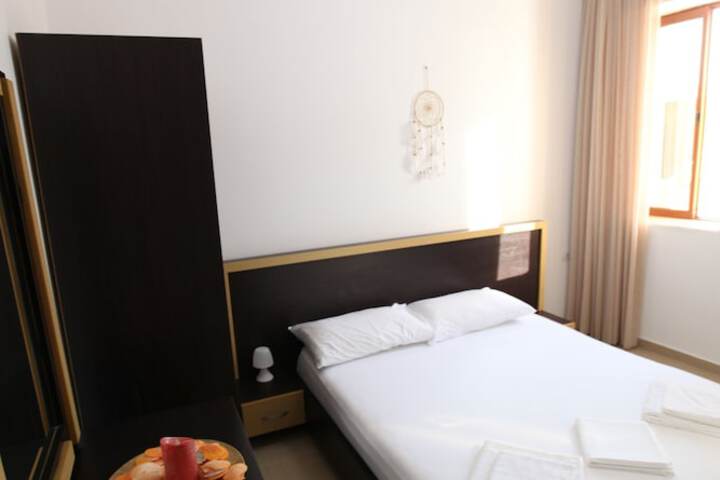 Room 18 of 58