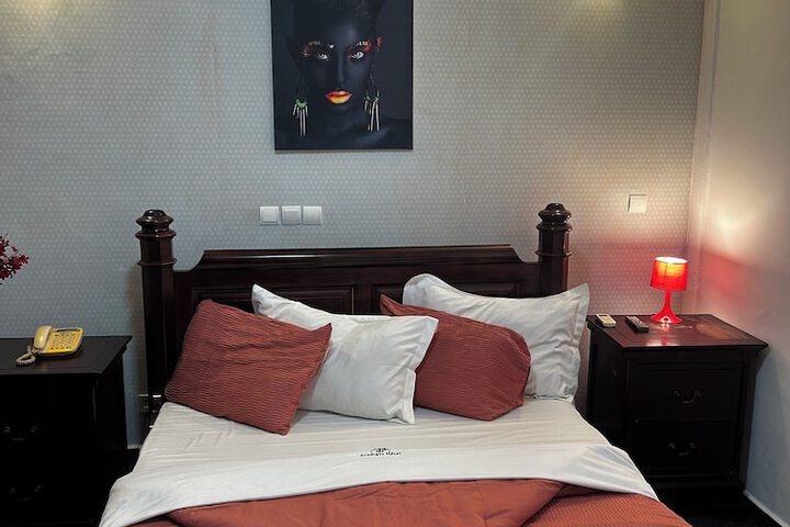 Room 125 of 307