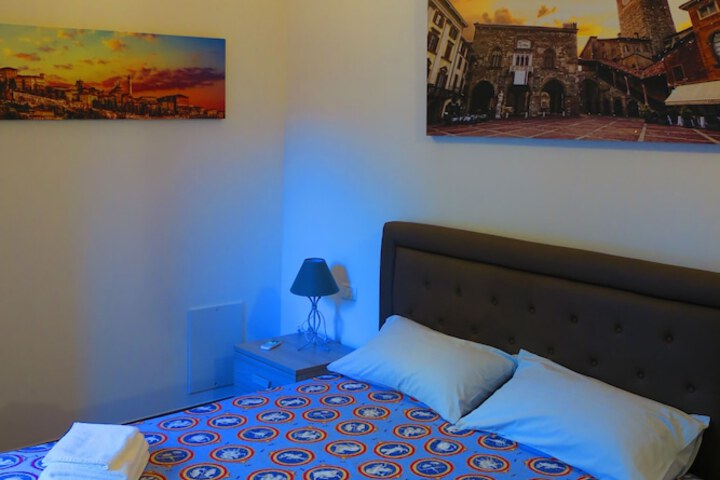 Room 4 of 39