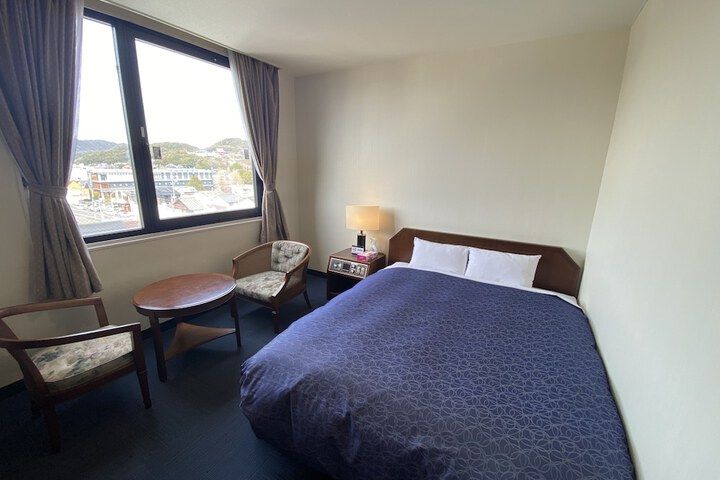 Room 10 of 69