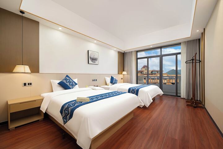 Room 18 of 79