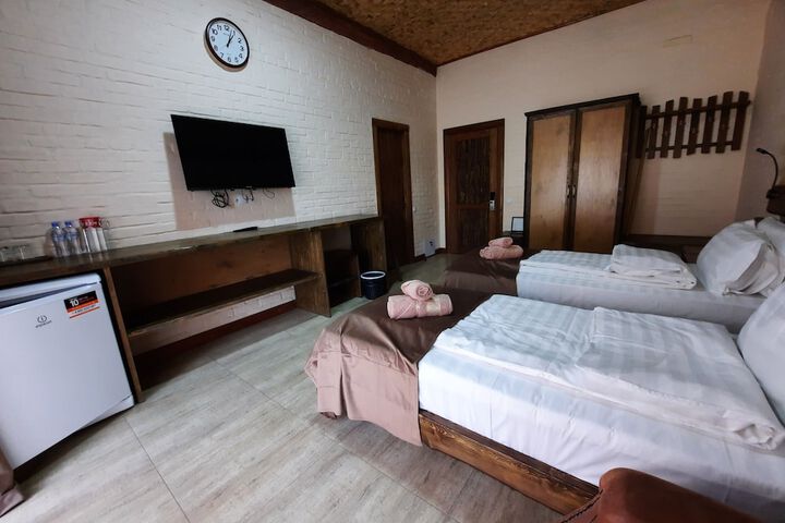 Room 27 of 91
