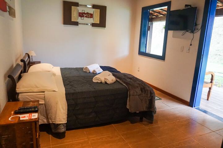 Room 27 of 81